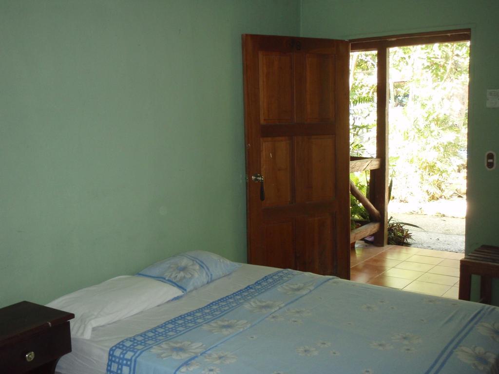 Guest House Posada Ixchel El Remate Camera foto